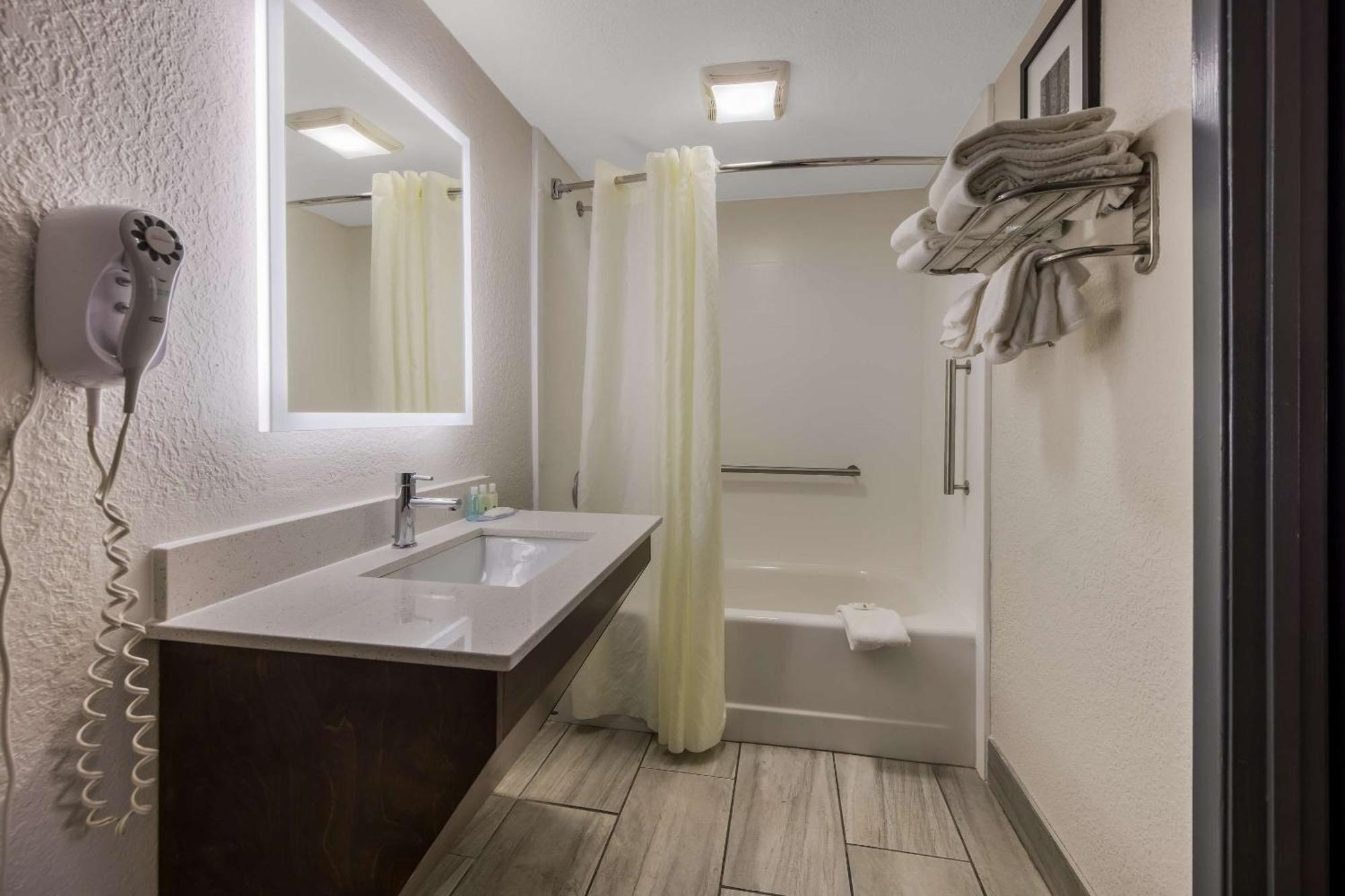 Quality Inn Asheville Airport Fletcher Dış mekan fotoğraf